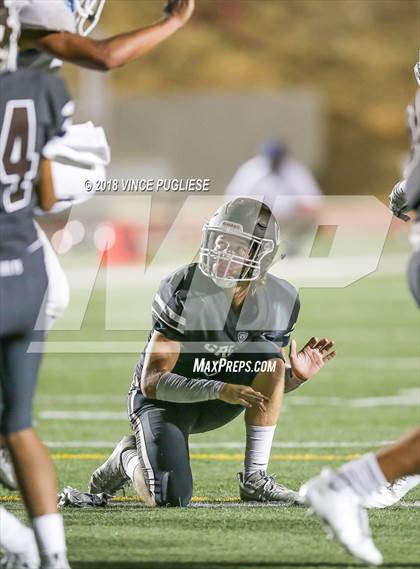 Thumbnail 1 in Sylmar @ Crespi photogallery.