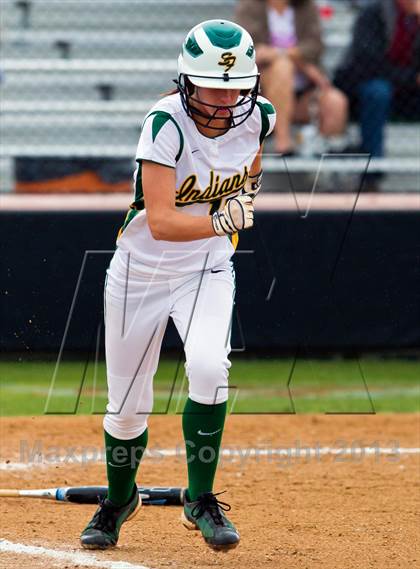 Thumbnail 2 in Bay City vs Santa Fe (UIL 4A Region 3 Bi-District Playoff) photogallery.
