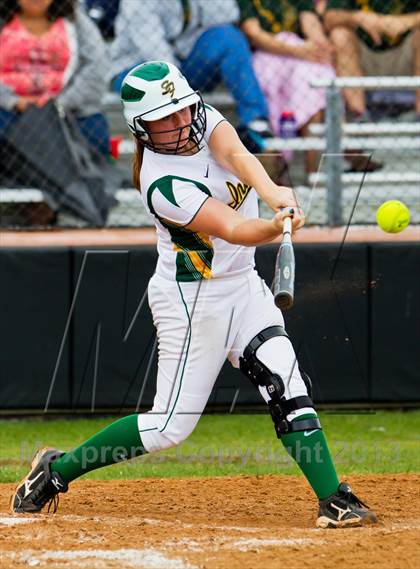 Thumbnail 1 in Bay City vs Santa Fe (UIL 4A Region 3 Bi-District Playoff) photogallery.