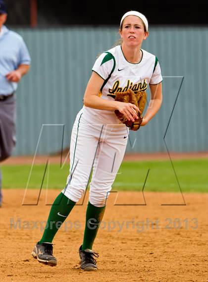 Thumbnail 1 in Bay City vs Santa Fe (UIL 4A Region 3 Bi-District Playoff) photogallery.