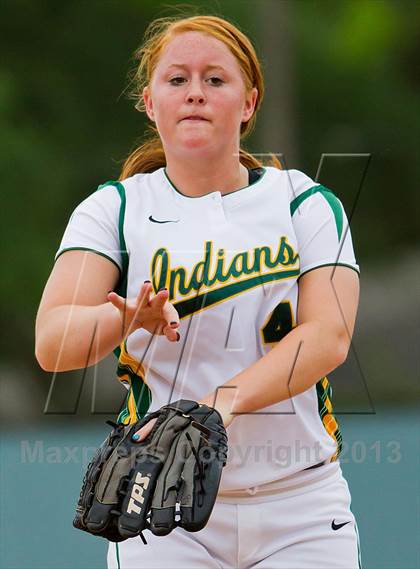 Thumbnail 3 in Bay City vs Santa Fe (UIL 4A Region 3 Bi-District Playoff) photogallery.