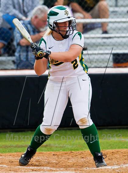 Thumbnail 2 in Bay City vs Santa Fe (UIL 4A Region 3 Bi-District Playoff) photogallery.