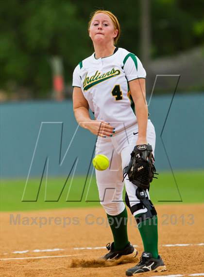 Thumbnail 2 in Bay City vs Santa Fe (UIL 4A Region 3 Bi-District Playoff) photogallery.