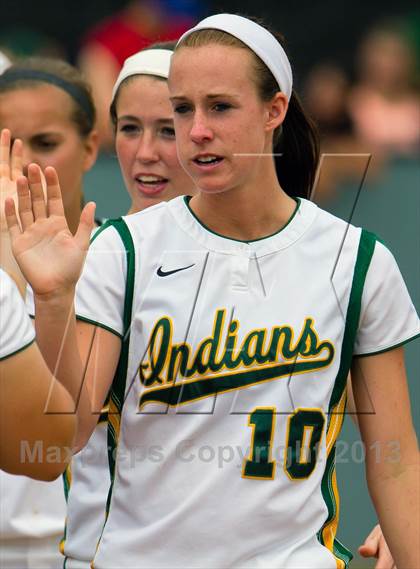 Thumbnail 3 in Bay City vs Santa Fe (UIL 4A Region 3 Bi-District Playoff) photogallery.