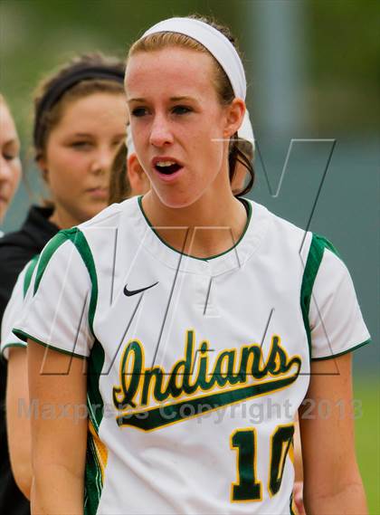 Thumbnail 1 in Bay City vs Santa Fe (UIL 4A Region 3 Bi-District Playoff) photogallery.