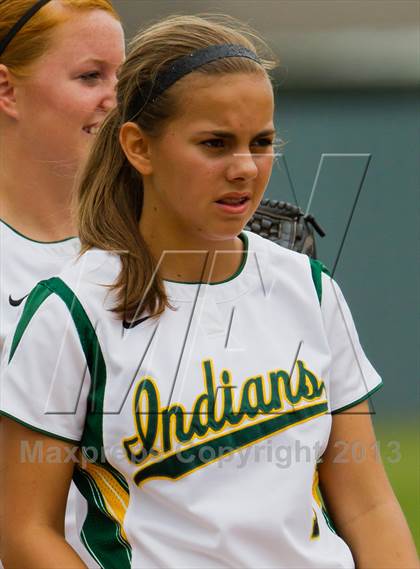 Thumbnail 1 in Bay City vs Santa Fe (UIL 4A Region 3 Bi-District Playoff) photogallery.