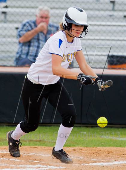 Thumbnail 3 in Bay City vs Santa Fe (UIL 4A Region 3 Bi-District Playoff) photogallery.