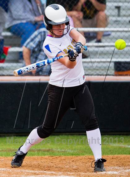 Thumbnail 2 in Bay City vs Santa Fe (UIL 4A Region 3 Bi-District Playoff) photogallery.