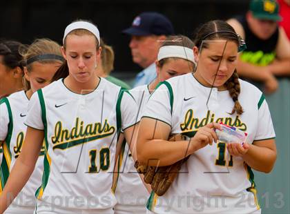 Thumbnail 2 in Bay City vs Santa Fe (UIL 4A Region 3 Bi-District Playoff) photogallery.