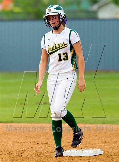 Thumbnail 1 in Bay City vs Santa Fe (UIL 4A Region 3 Bi-District Playoff) photogallery.