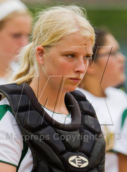 Thumbnail 2 in Bay City vs Santa Fe (UIL 4A Region 3 Bi-District Playoff) photogallery.