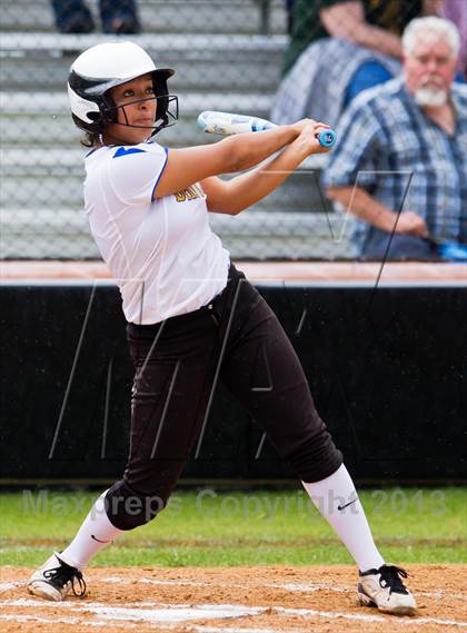 Thumbnail 3 in Bay City vs Santa Fe (UIL 4A Region 3 Bi-District Playoff) photogallery.