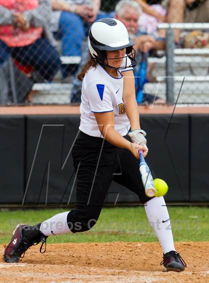 Thumbnail 3 in Bay City vs Santa Fe (UIL 4A Region 3 Bi-District Playoff) photogallery.