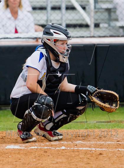 Thumbnail 2 in Bay City vs Santa Fe (UIL 4A Region 3 Bi-District Playoff) photogallery.