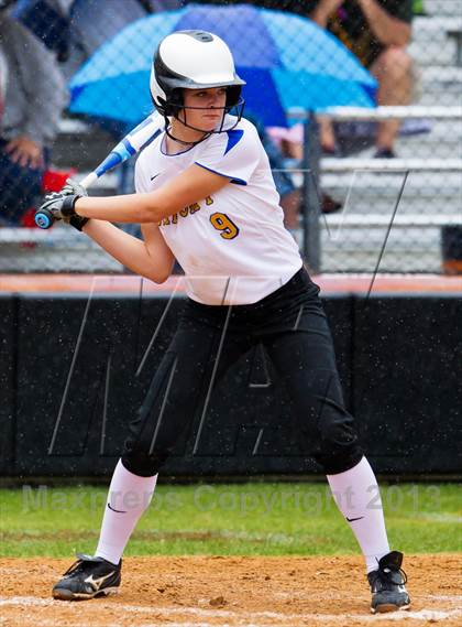 Thumbnail 2 in Bay City vs Santa Fe (UIL 4A Region 3 Bi-District Playoff) photogallery.