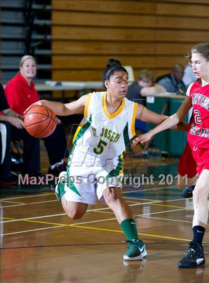 Thumbnail 1 in St. Joseph vs Harvard-Westlake (Santa Barbara Tournament of Champions) photogallery.