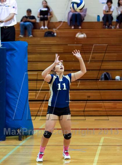 Thumbnail 2 in Yuma Catholic @ Tempe Prep photogallery.