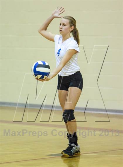 Thumbnail 1 in Yuma Catholic @ Tempe Prep photogallery.