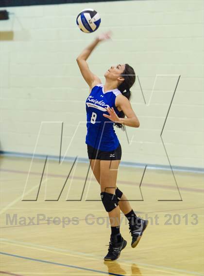 Thumbnail 2 in Yuma Catholic @ Tempe Prep photogallery.