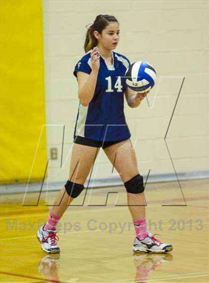 Thumbnail 2 in Yuma Catholic @ Tempe Prep photogallery.