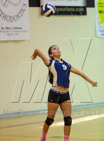 Thumbnail 2 in Yuma Catholic @ Tempe Prep photogallery.
