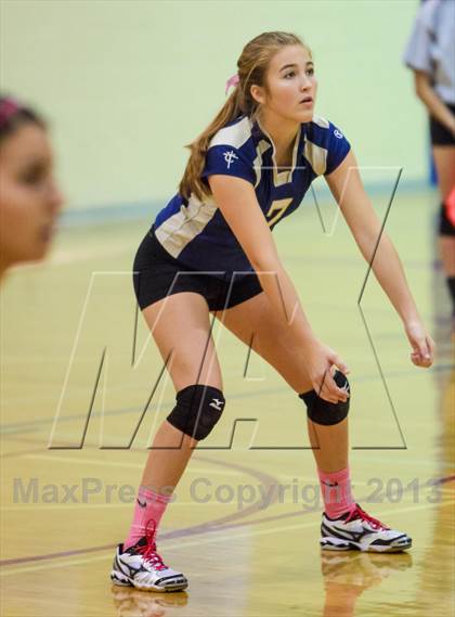 Thumbnail 2 in Yuma Catholic @ Tempe Prep photogallery.