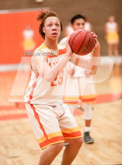 Thumbnail 3 in Desert Vista @ Corona del Sol photogallery.