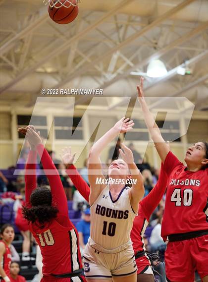 Thumbnail 3 in Stevens @ Boerne photogallery.