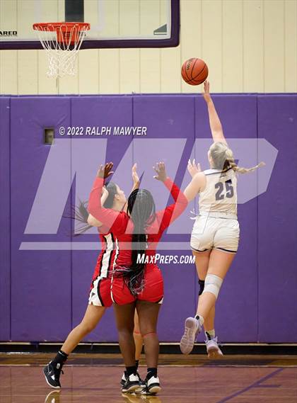 Thumbnail 1 in Stevens @ Boerne photogallery.