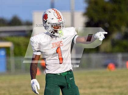 Thumbnail 2 in Jones @ Auburndale photogallery.