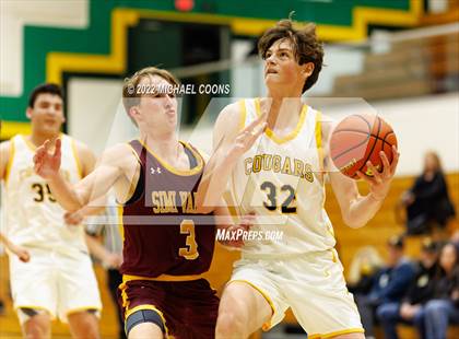 Thumbnail 1 in Simi Valley vs. Ventura photogallery.