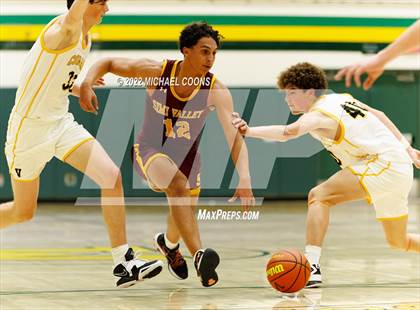 Thumbnail 1 in Simi Valley vs. Ventura photogallery.