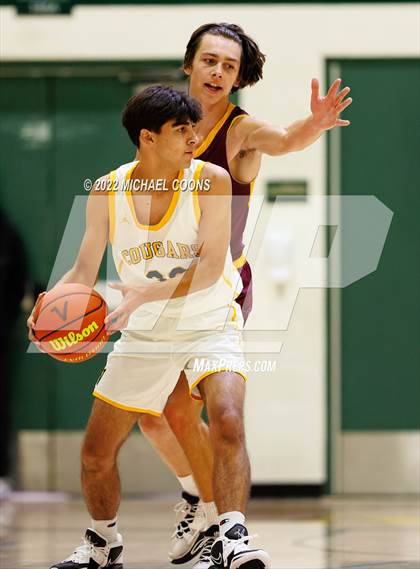 Thumbnail 3 in Simi Valley vs. Ventura photogallery.