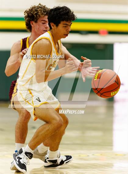 Thumbnail 3 in Simi Valley vs. Ventura photogallery.
