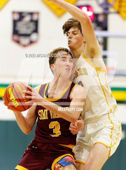 Thumbnail 2 in Simi Valley vs. Ventura photogallery.