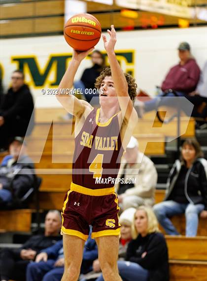 Thumbnail 1 in Simi Valley vs. Ventura photogallery.
