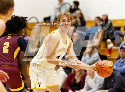 Thumbnail 3 in Simi Valley vs. Ventura photogallery.