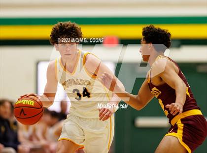 Thumbnail 3 in Simi Valley vs. Ventura photogallery.