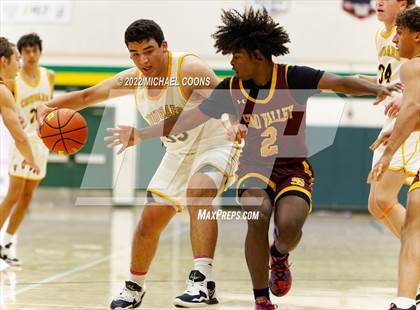 Thumbnail 2 in Simi Valley vs. Ventura photogallery.