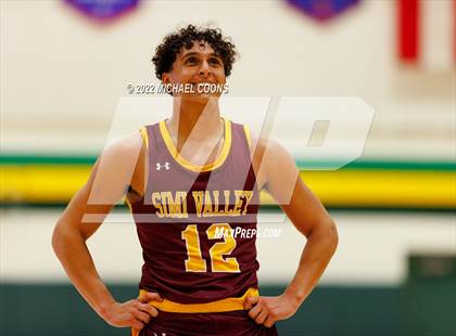Thumbnail 1 in Simi Valley vs. Ventura photogallery.