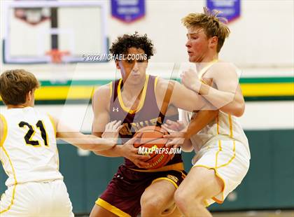 Thumbnail 1 in Simi Valley vs. Ventura photogallery.