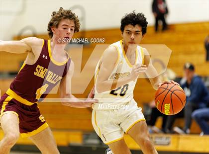 Thumbnail 2 in Simi Valley vs. Ventura photogallery.