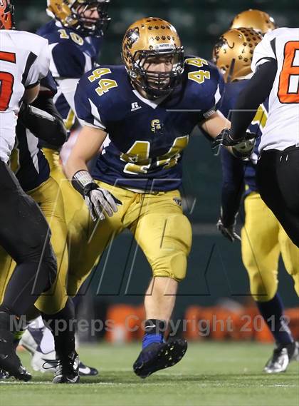 Thumbnail 3 in Union-Endicott vs. Sweet Home (NYSPHSAA Class A Semifinal) photogallery.