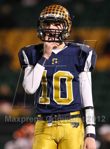 Thumbnail 1 in Union-Endicott vs. Sweet Home (NYSPHSAA Class A Semifinal) photogallery.