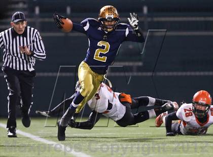 Thumbnail 2 in Union-Endicott vs. Sweet Home (NYSPHSAA Class A Semifinal) photogallery.