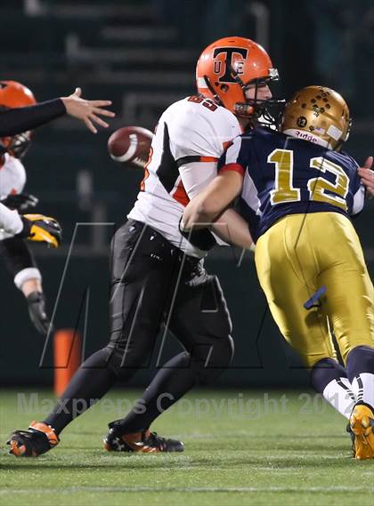 Thumbnail 2 in Union-Endicott vs. Sweet Home (NYSPHSAA Class A Semifinal) photogallery.