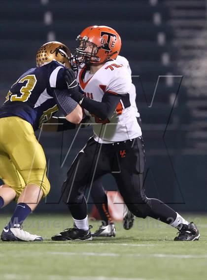 Thumbnail 1 in Union-Endicott vs. Sweet Home (NYSPHSAA Class A Semifinal) photogallery.