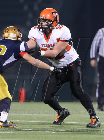 Thumbnail 3 in Union-Endicott vs. Sweet Home (NYSPHSAA Class A Semifinal) photogallery.