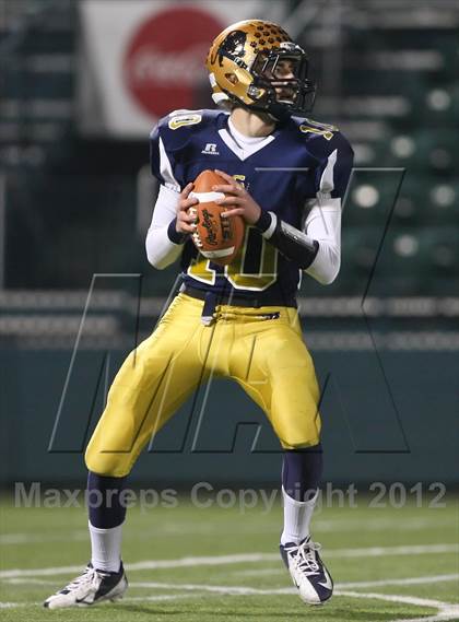 Thumbnail 1 in Union-Endicott vs. Sweet Home (NYSPHSAA Class A Semifinal) photogallery.