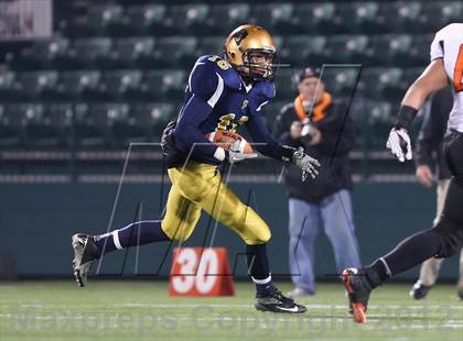 Thumbnail 2 in Union-Endicott vs. Sweet Home (NYSPHSAA Class A Semifinal) photogallery.